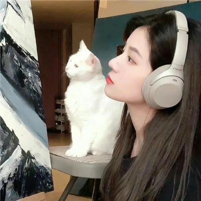 蜜桃女孩